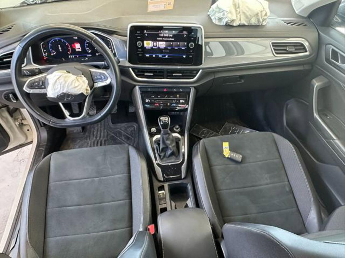 Volkswagen T-Roc 1.0 TSI Style (14)