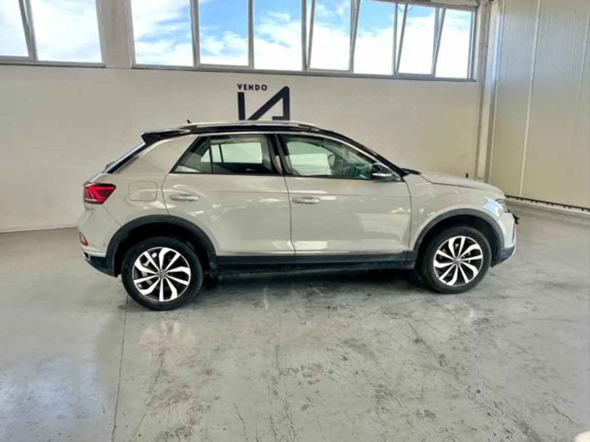 Volkswagen T-Roc 1.0 TSI Style (8)