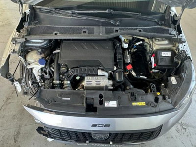 Peugeot 208 1.2 puretech Active s&s 100cv (11)