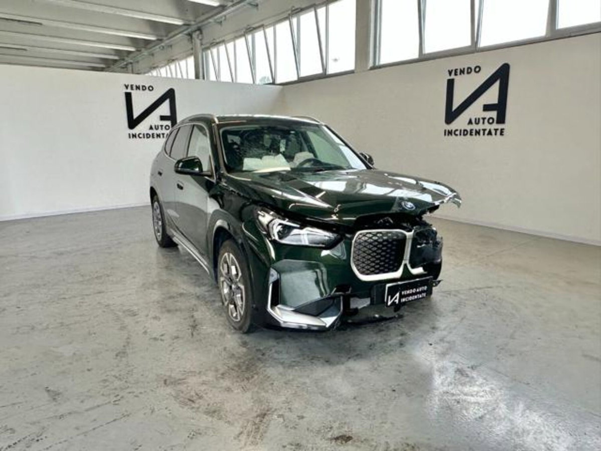 BMW iX1 edrive 20 Special Edition