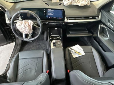 BMW iX1 edrive 20 Special Edition (14)