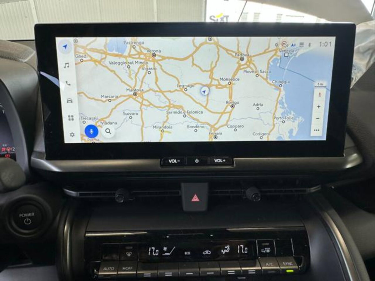 Toyota Toyota C-HR 1.8 hv Lounge fwd e-cvt (15)