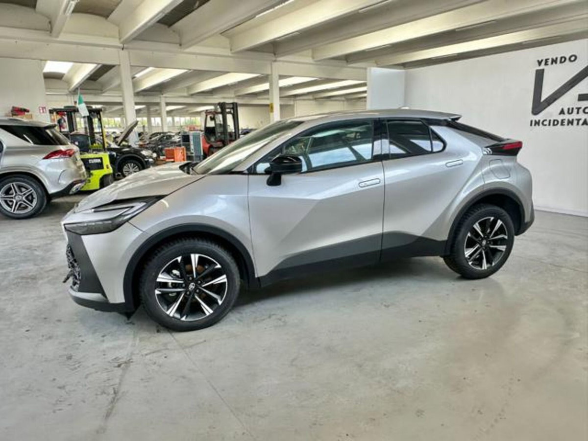 Toyota Toyota C-HR 1.8 hv Lounge fwd e-cvt (4)