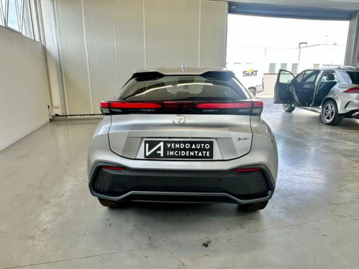 Toyota Toyota C-HR 1.8 hv Lounge fwd e-cvt (6)