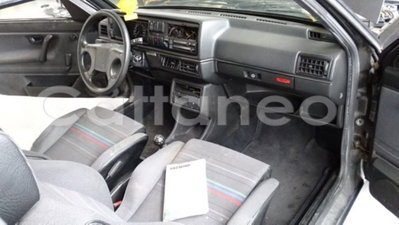 Volkswagen Golf 1800 16V 3 porte GTI Special (12)