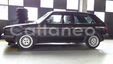 Volkswagen Golf 1800 16V 3 porte GTI Special (6)