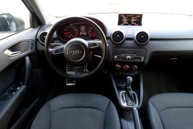 Audi A1 Sportback 1.4 TFSI 125 CV Admired (14)