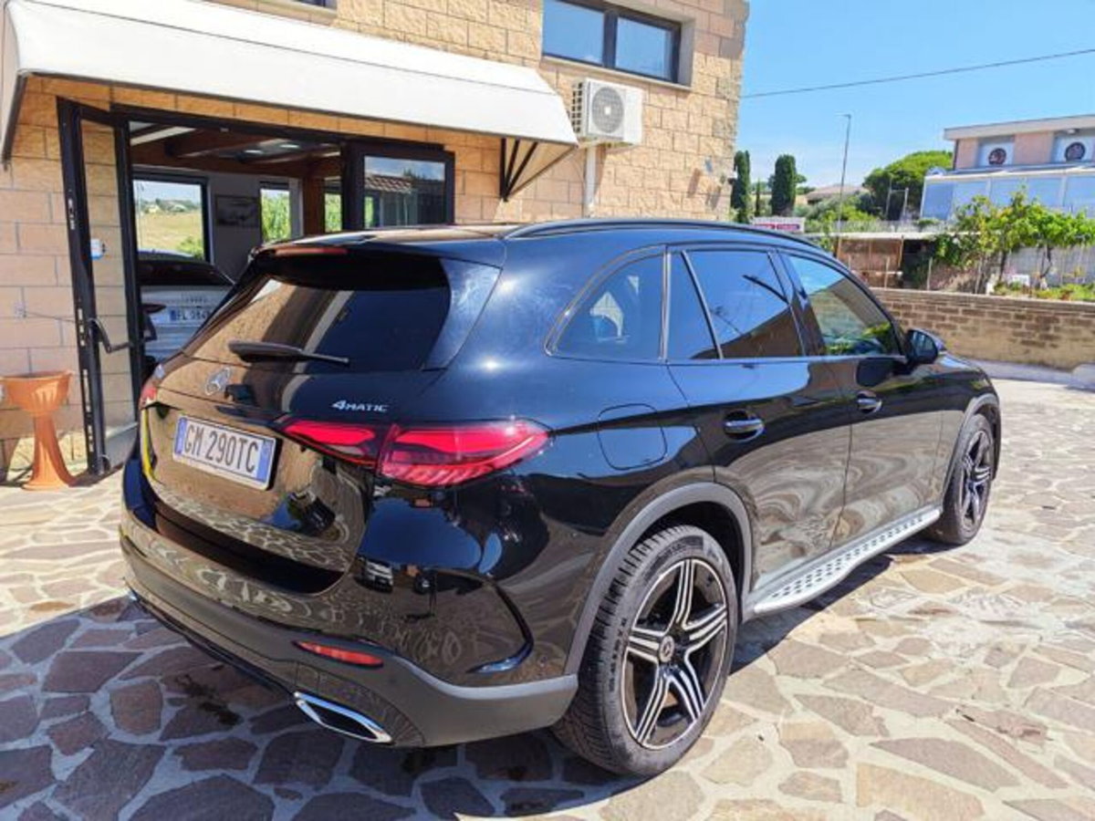 Mercedes-Benz GLC 220 d 4Matic Mild Hybrid AMG Premium Plus (5)