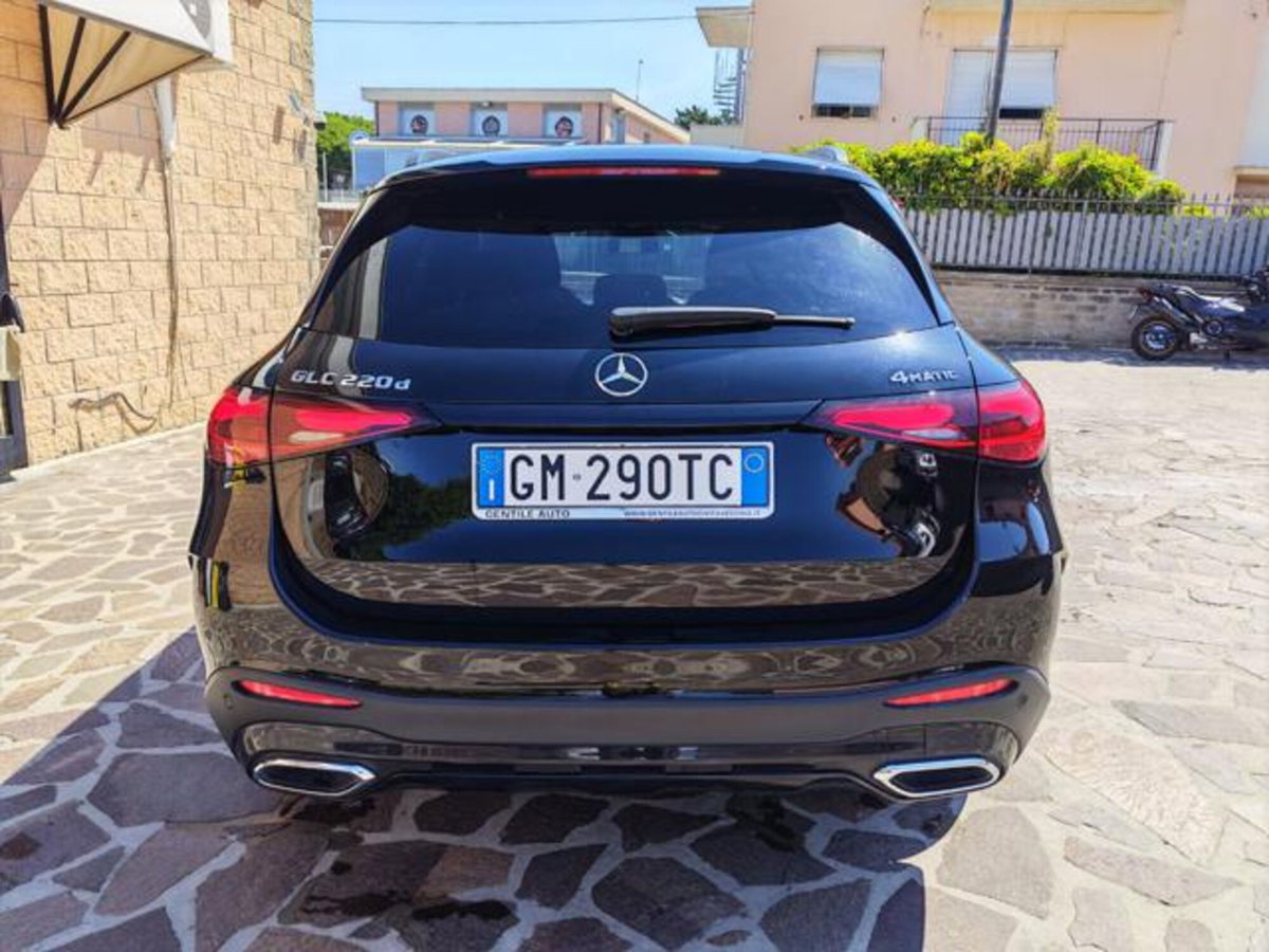 Mercedes-Benz GLC 220 d 4Matic Mild Hybrid AMG Premium Plus (6)