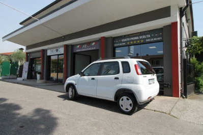 Suzuki Ignis 1.3i 16V cat 4WD GL (4)