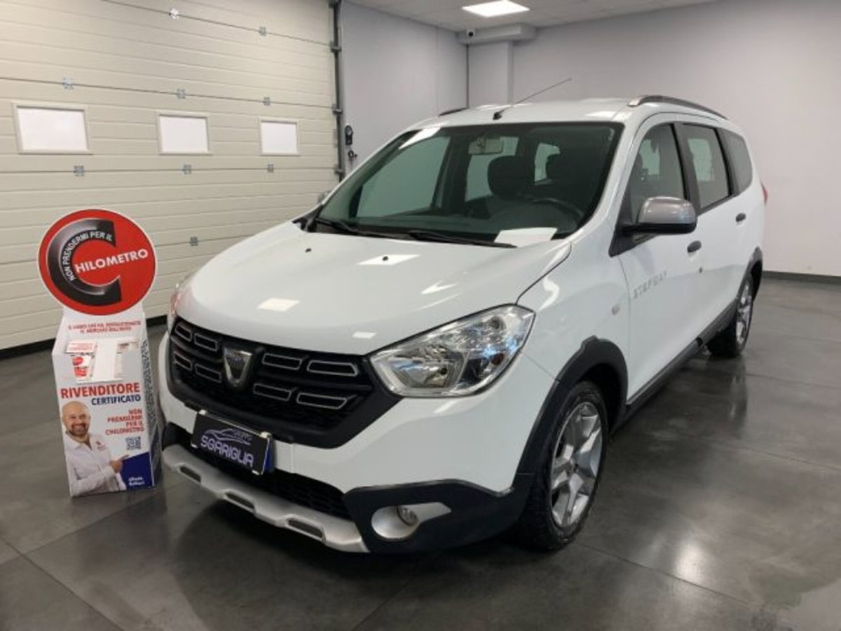 Dacia Lodgy Stepway 1.6 110CV GPL 5 posti (3)