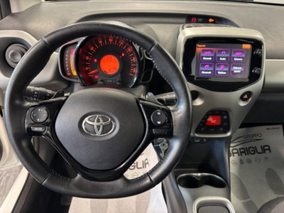 Toyota Aygo 1.0 VVT-i 69 CV 5 porte x-pure MMT (7)