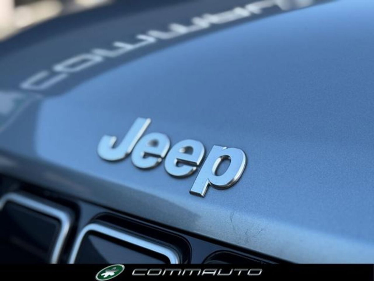 Jeep Avenger 1.2 turbo e-hybrid mhev Summit fwd 110cv edct6 (10)