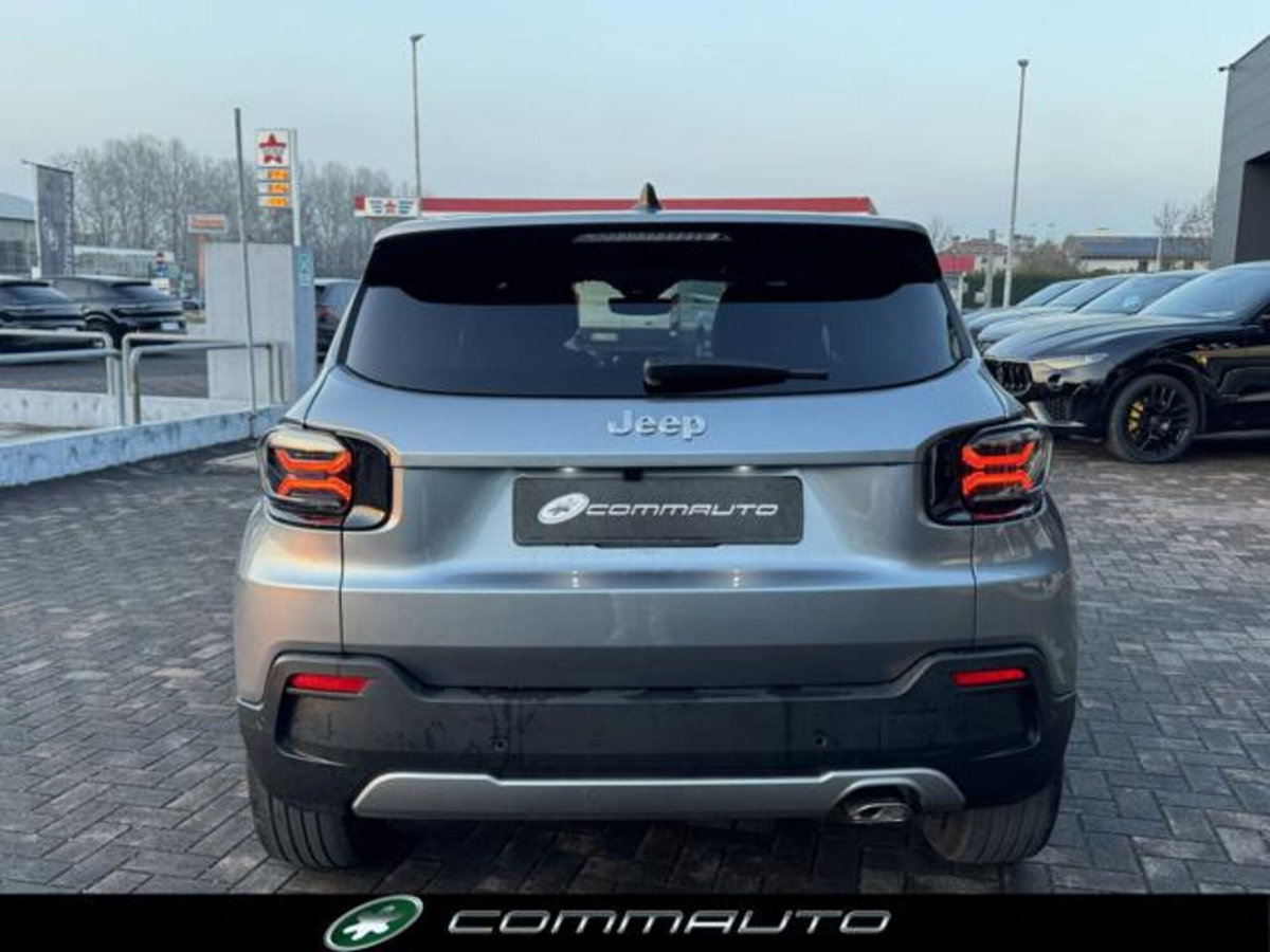 Jeep Avenger 1.2 turbo e-hybrid mhev Summit fwd 110cv edct6 (5)