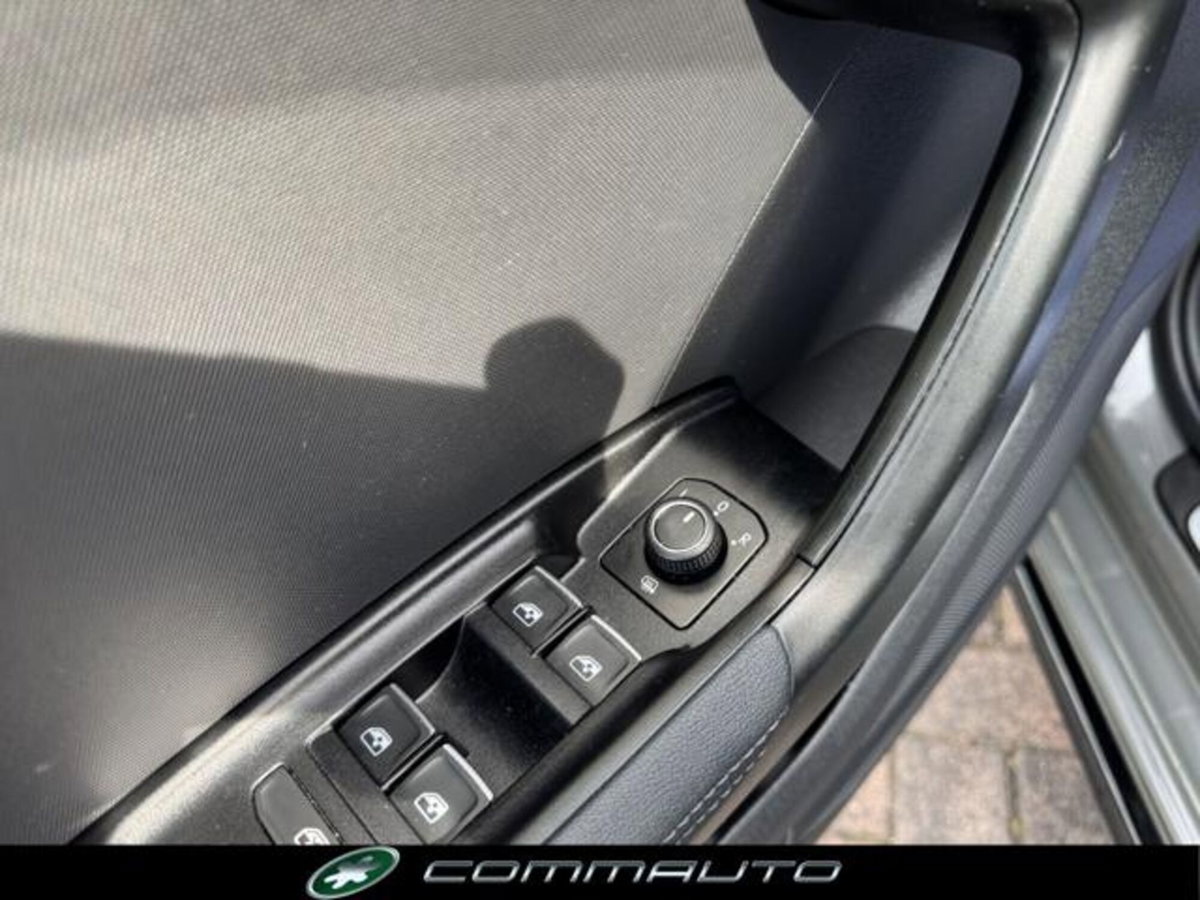 Audi A1 Sportback 30 TFSI S tronic Identity Black (13)