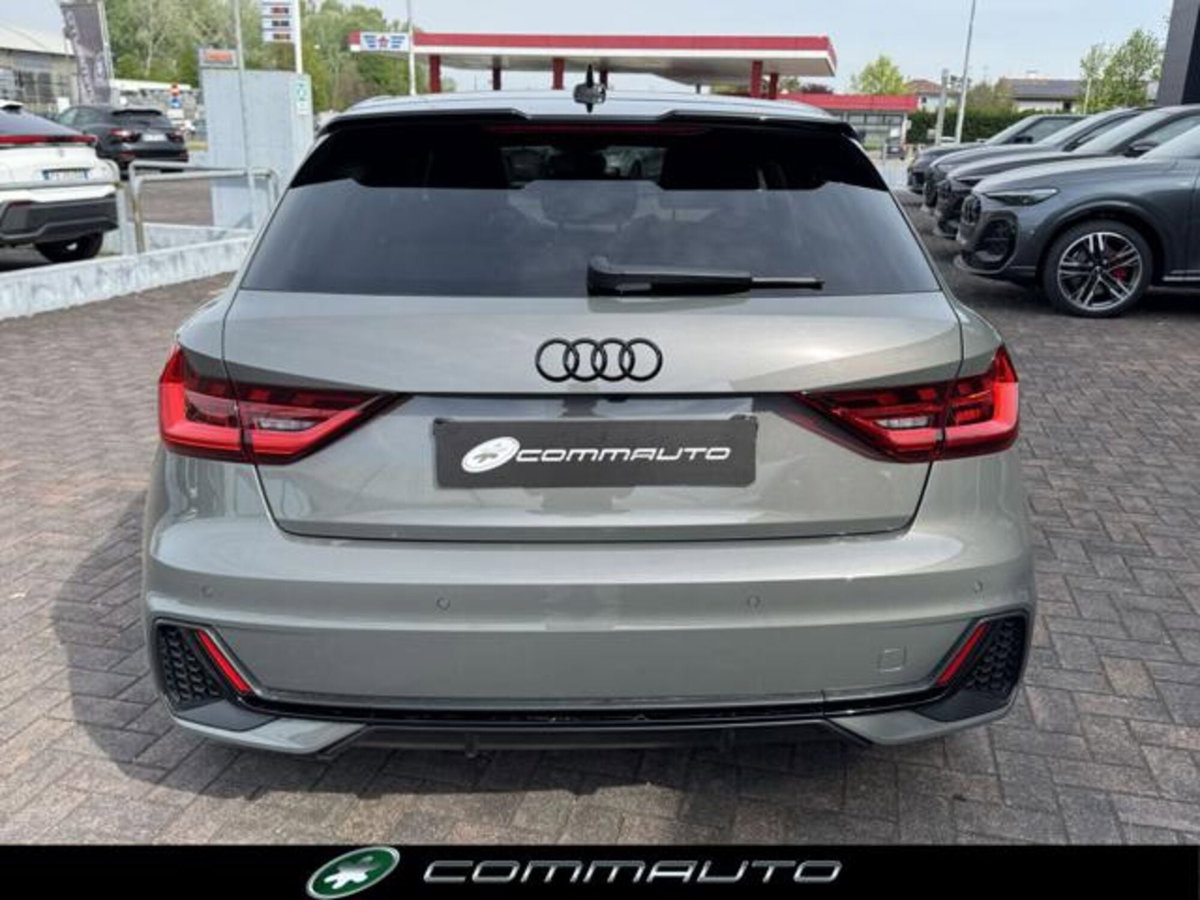 Audi A1 Sportback 30 TFSI S tronic Identity Black (5)