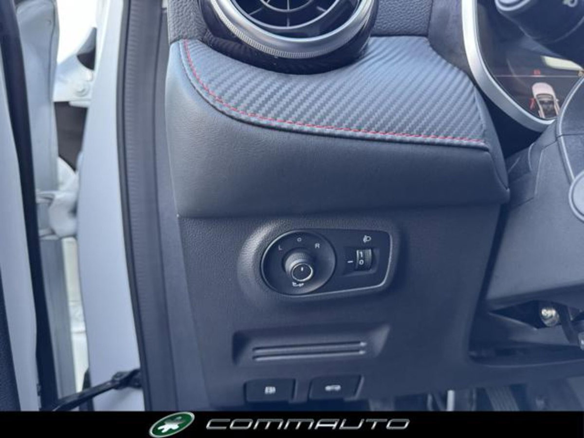 Mg ZS ZS 1.5 Luxury (14)
