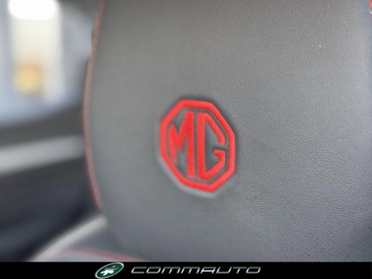 Mg ZS ZS 1.5 Luxury (15)