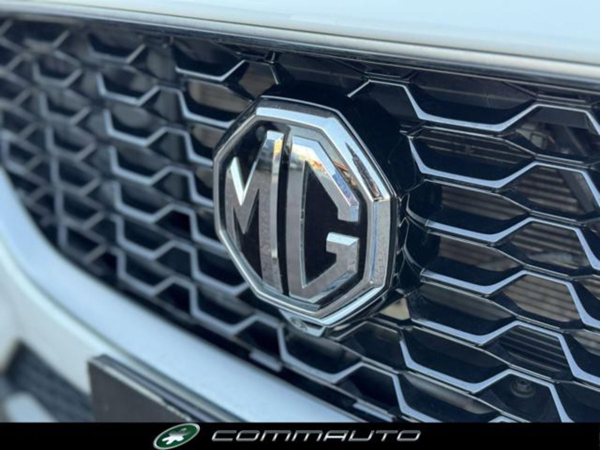 Mg ZS ZS 1.5 Luxury (9)
