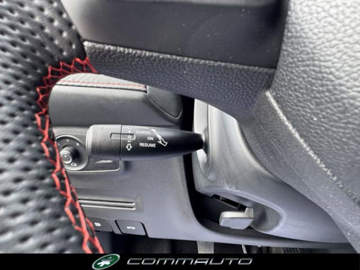 Mg ZS ZS 1.5 Luxury (16)