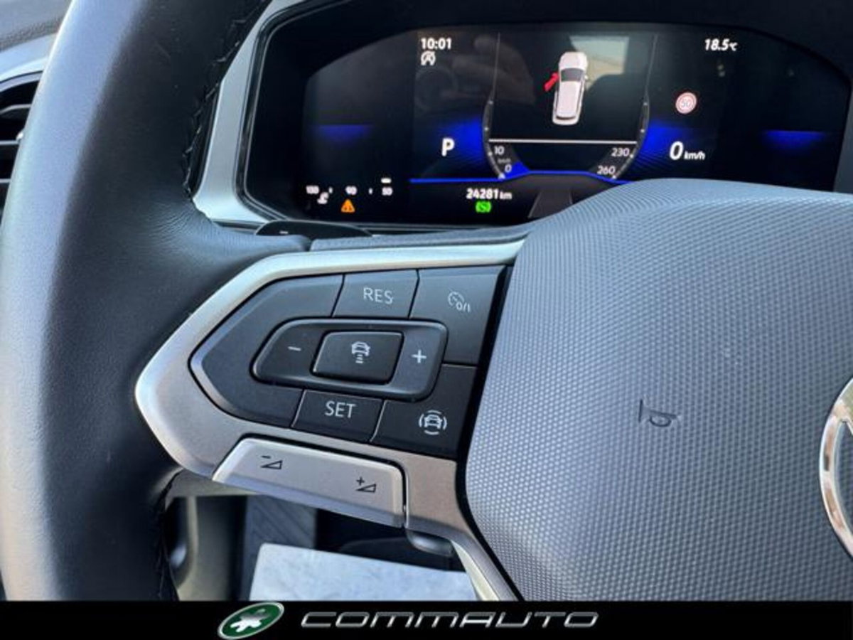 Volkswagen T-Roc 1.5 tsi Life dsg (17)
