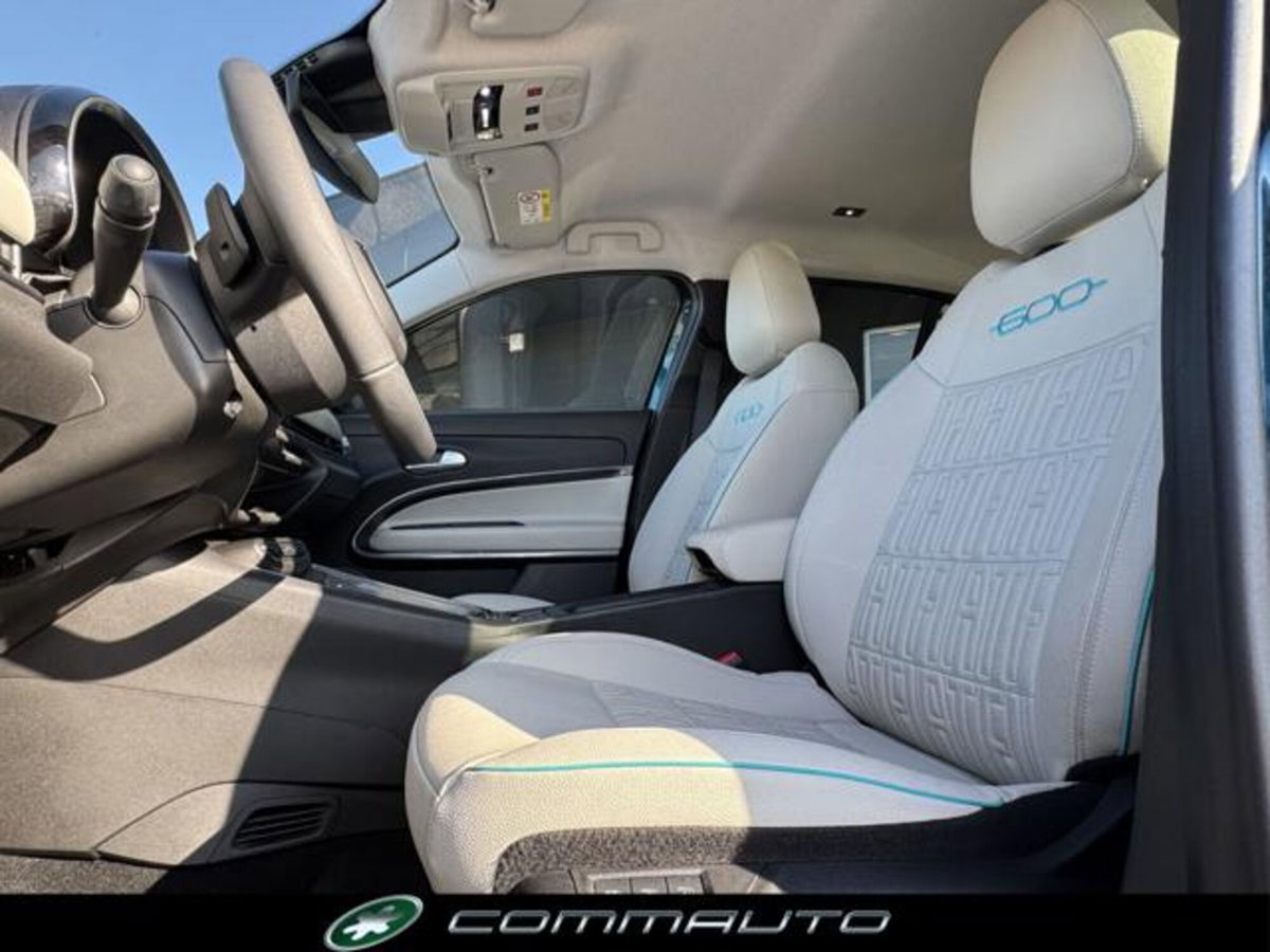 Fiat 600 1.2 La Prima 100cv (16)