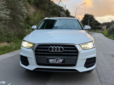 Audi Q3 2.0 TDI 150 CV Business (3)