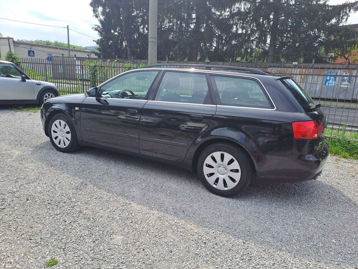 Audi A4 Avant 2.0 16V TDI multitronic Sport (2)