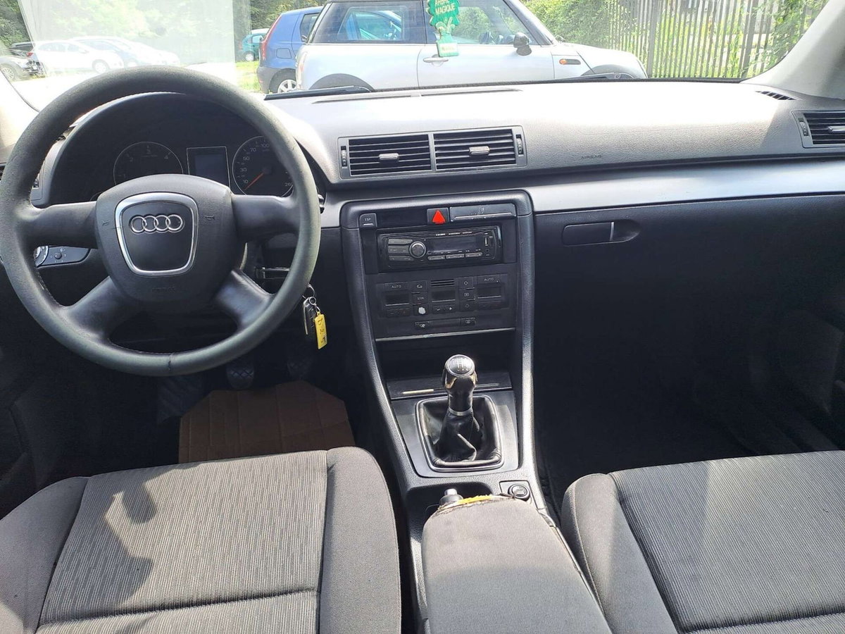 Audi A4 Avant 2.0 16V TDI multitronic Sport (6)