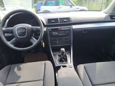Audi A4 Avant 2.0 16V TDI multitronic Sport (6)