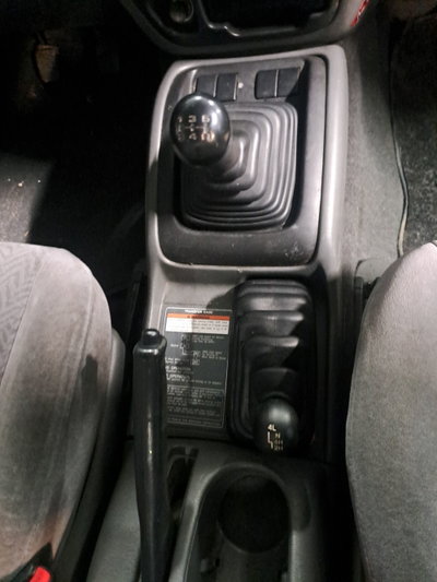 Suzuki Grand Vitara 16V cat 3 porte Autocarro (7)