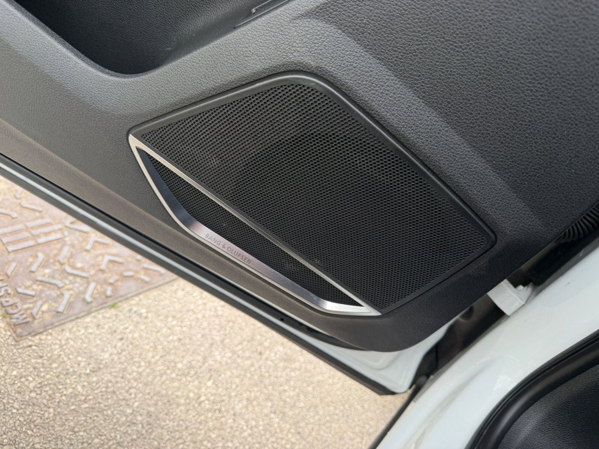 Audi Q3 Sportback 35 TDI quattro S tronic S line edition (11)