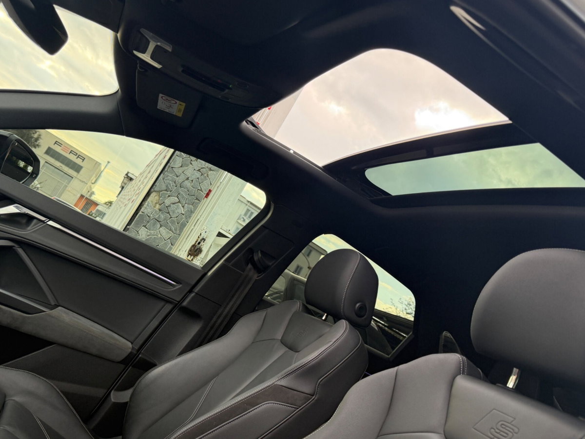 Audi Q3 Sportback 35 TDI quattro S tronic S line edition (9)