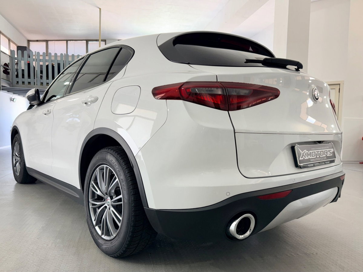 Alfa Romeo Stelvio Stelvio 2.2 Turbodiesel 160 CV AT8 RWD Business (13)