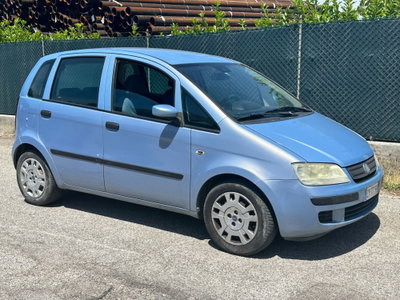 Fiat Idea 1.4 16V Dynamic (2)