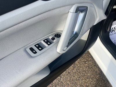 Peugeot 308 SW BlueHDi 120 S&S Allure (11)