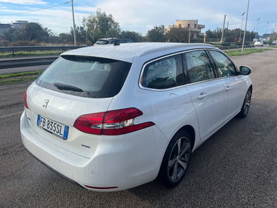 Peugeot 308 SW BlueHDi 120 S&S Allure (5)