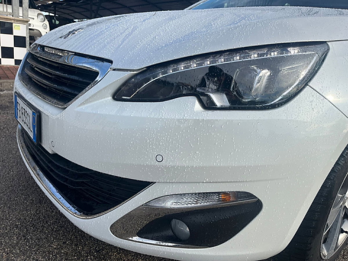 Peugeot 308 SW BlueHDi 120 S&S Allure (9)