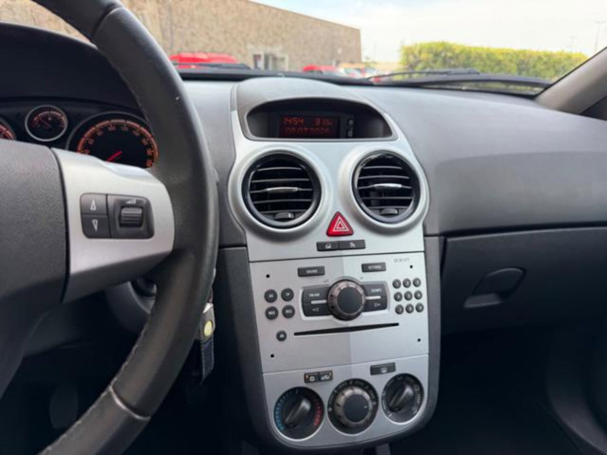 Opel Corsa 1.3 CDTI 95CV F.AP. 5 porte Cosmo (18)