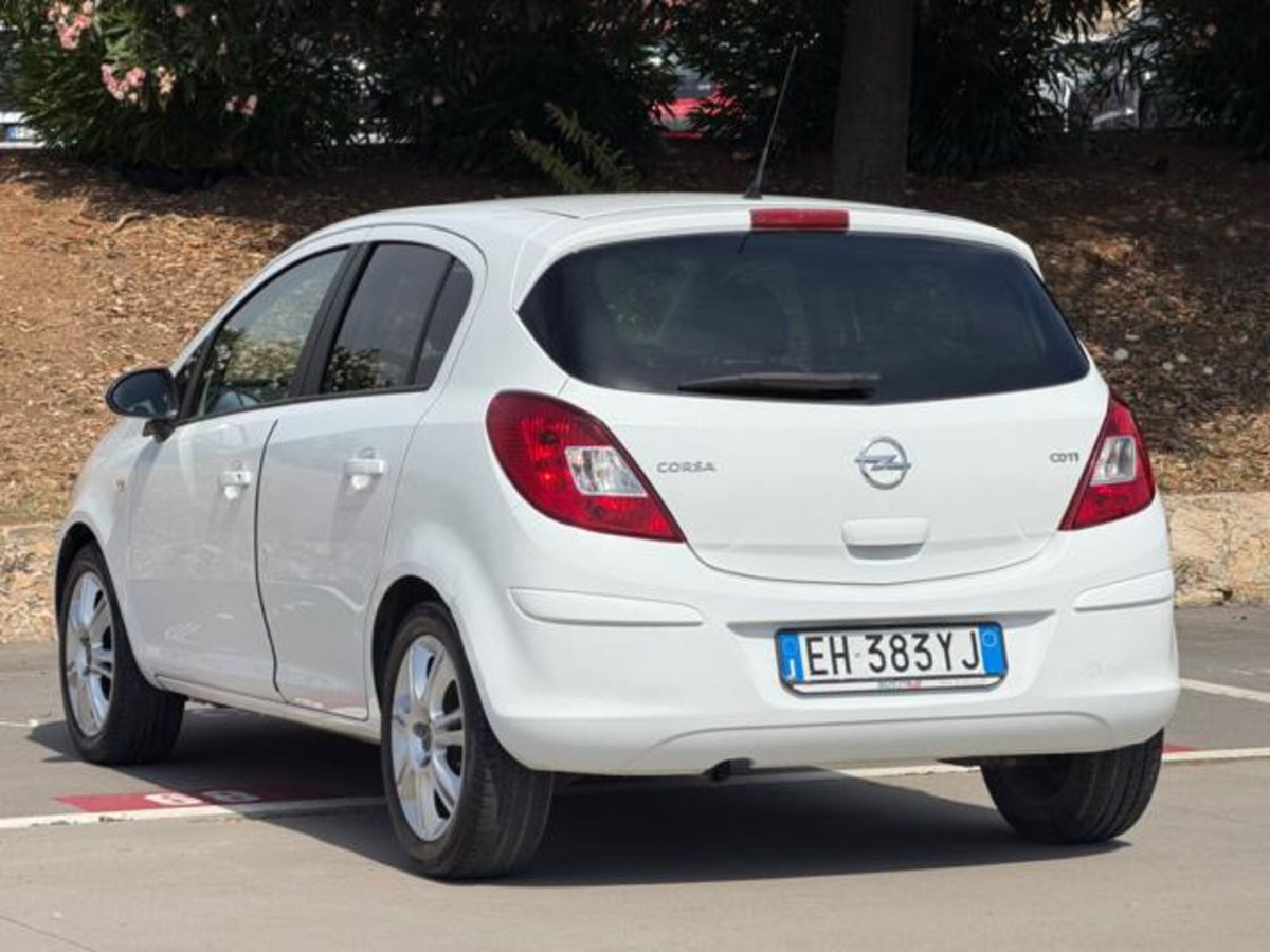 Opel Corsa 1.3 CDTI 95CV F.AP. 5 porte Cosmo (6)