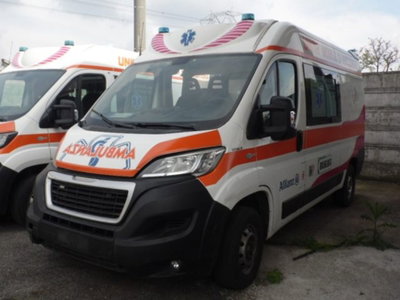Peugeot Boxer Furgone 333 2.2 BlueHDi 165 S&S PM-TM Furgone (2)