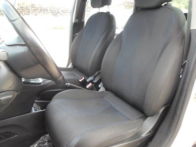 Lancia Ypsilon 1.2 69 CV 5 porte Platinum (16)