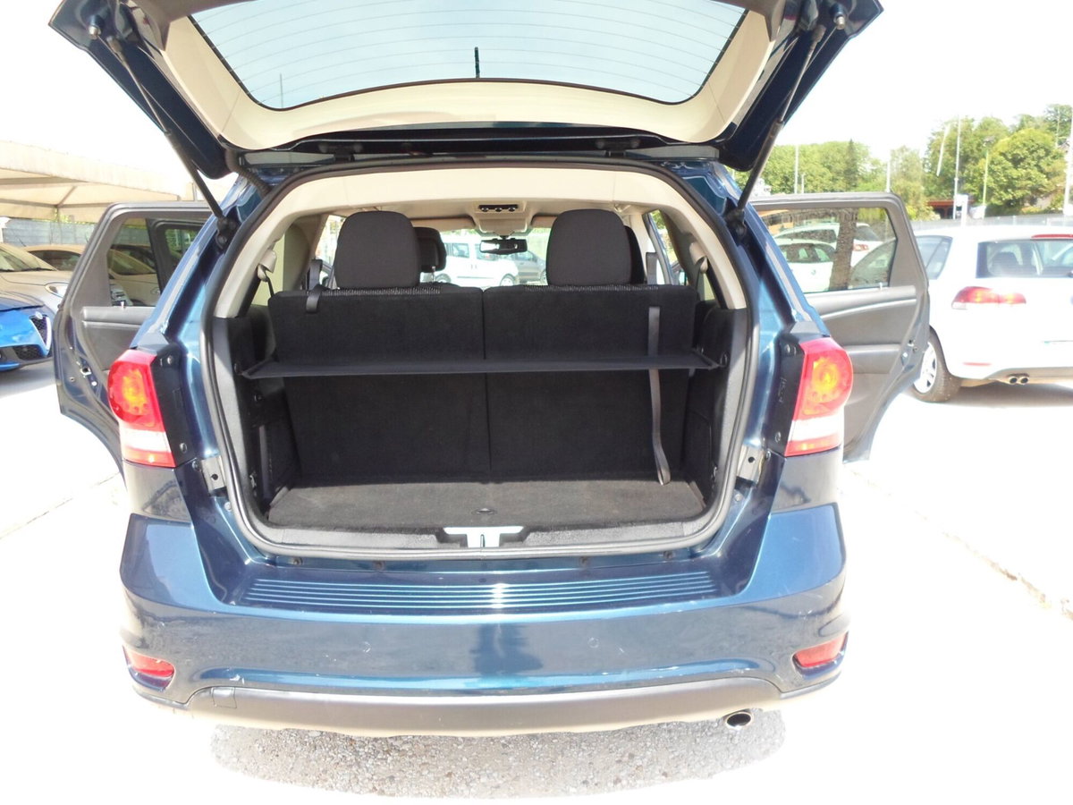 Fiat Freemont 2.0 Multijet 140 CV Lounge (10)
