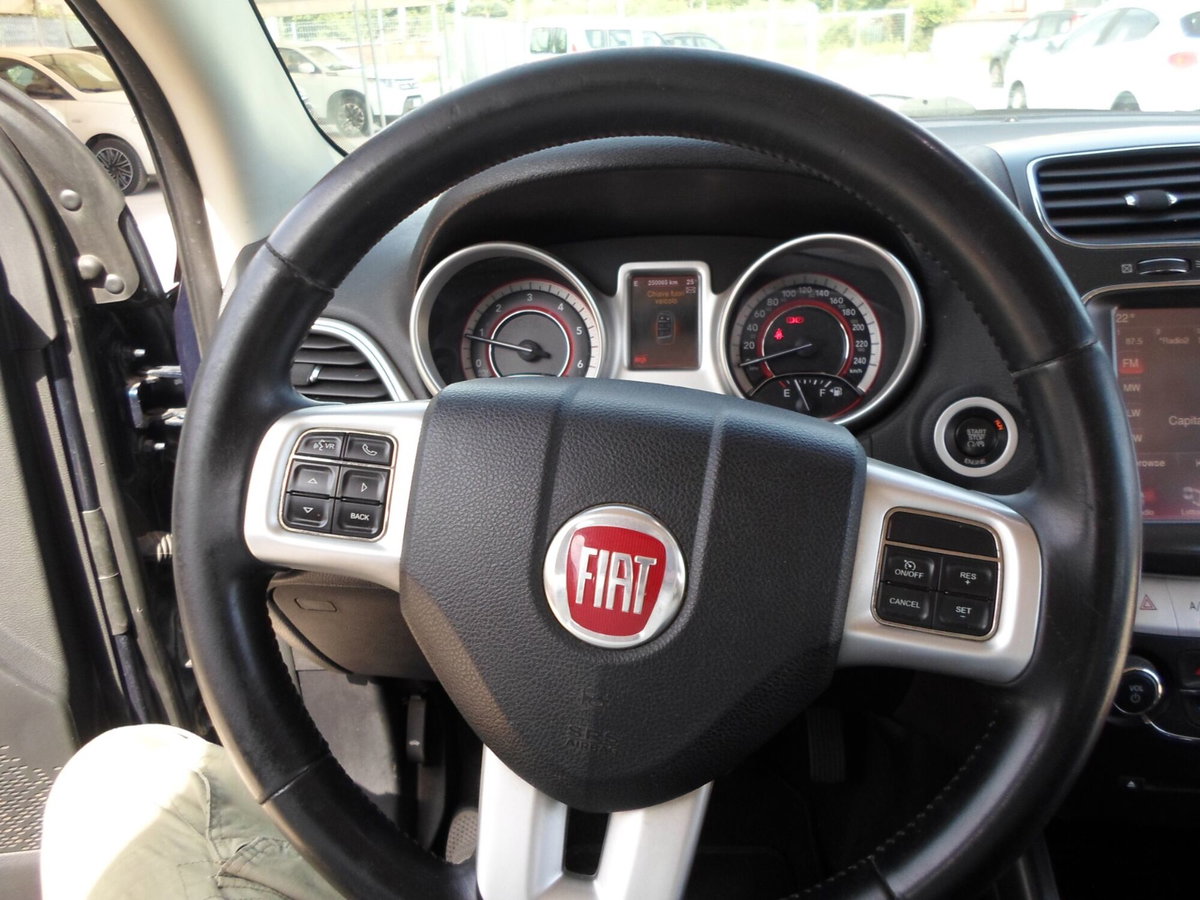 Fiat Freemont 2.0 Multijet 140 CV Lounge (19)