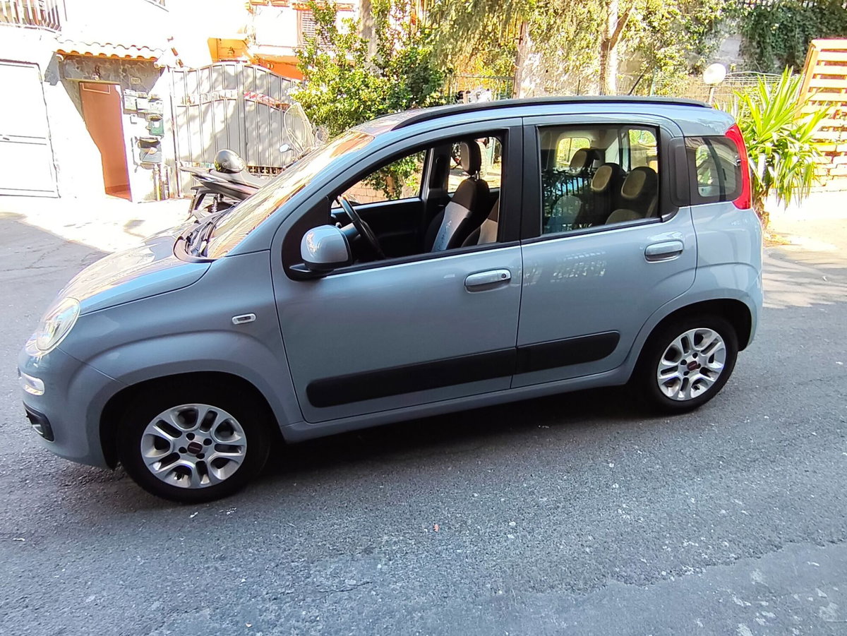 Fiat Panda 1.3 MJT 95 CV S&S Lounge (8)