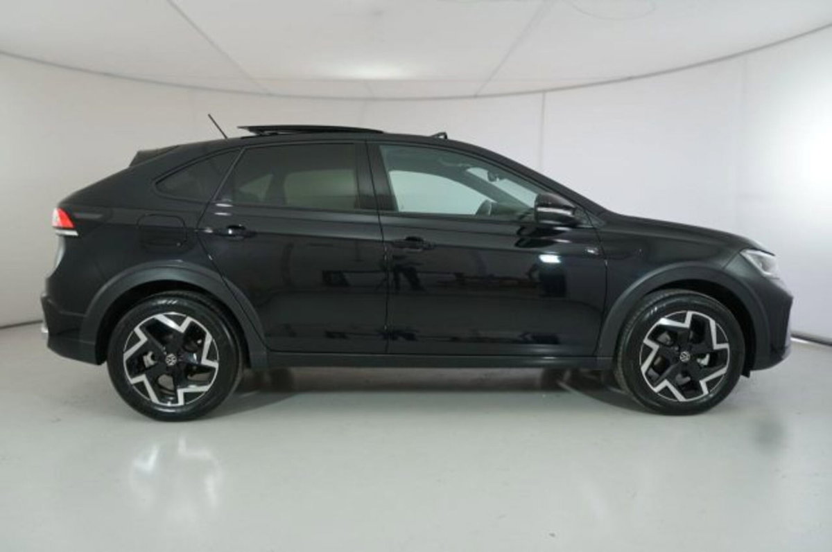 Volkswagen Taigo 1.0 tsi R-Line 115cv (4)