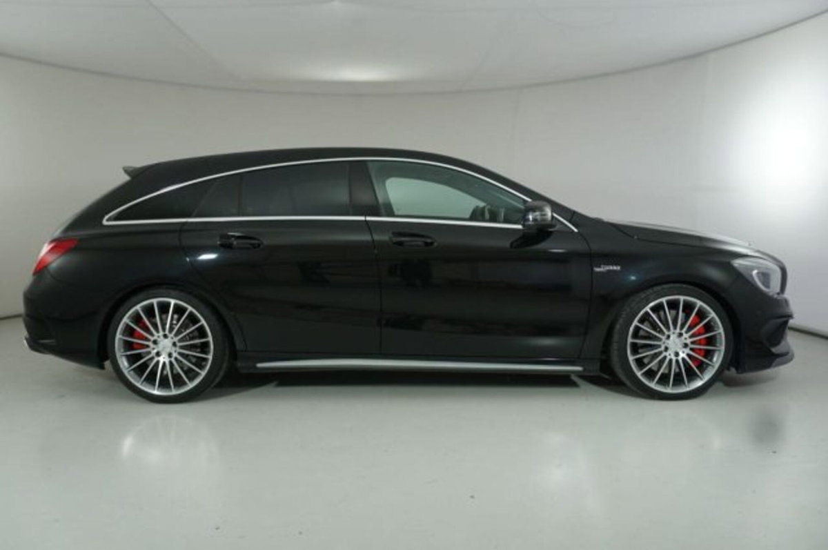 Mercedes-Benz CLA 45 AMG 4Matic (4)