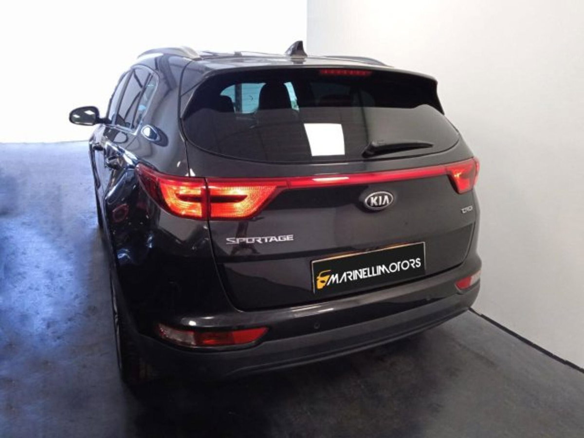 Kia Sportage 1.7 CRDI 2WD Cool (2)