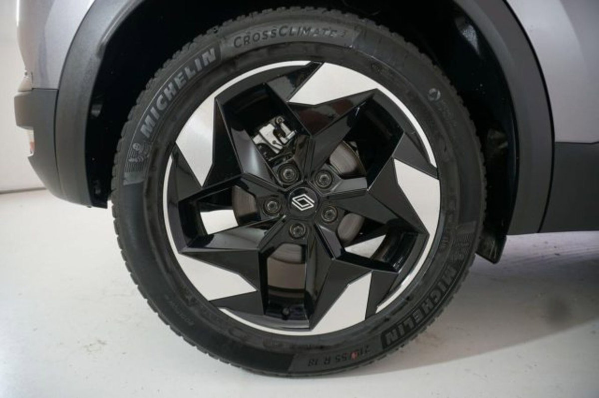 Renault Captur 1.0 tce Techno 90cv (6)