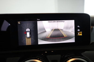 Mercedes-Benz CLA Shooting Brake 200 d Automatic Shooting Brake Premium (12)